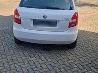 Gebraucht Skoda Fabia 60 PS (44 kW) 2010 Limousine