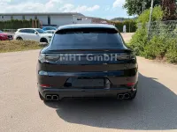 Gebraucht Porsche Cayenne Turbo Coupe 549 PS (403 kW) 2020 Schwarz SUV
