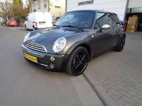 Gebraucht Mini Cooper 116 PS (85 kW) 2006 Royal grey metallic Kleinwagen