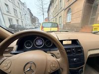 Gebraucht Mercedes C180 Elegance 156 PS (114 kW) 2007 Weiß Limousine