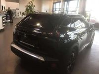 Gebraucht Peugeot e-2008 Allure 100 kW (136 PS) 2023 Perla nera schwarz SUV