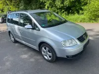 Gebraucht VW Touran Trendline 140 PS (102 kW) 2006 Silber Van / Kleinbus