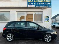 Gebraucht Mercedes B180 122 PS (89 kW) 2013 Schwarz Van / Kleinbus