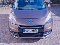 Gebraucht Renault Scénic III Dynamique 110 PS (80 kW) 2013 Braun Van / Kleinbus