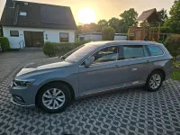 Gebraucht VW Passat Elegance 150 PS (110 kW) 2021 Grau Kombi