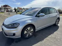 Gebraucht VW e-Golf 85 kW (116 PS) 2016 Silber Kleinwagen