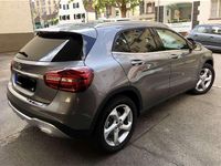 Gebraucht Mercedes GLA200 Urban 156 PS (114 kW) 2018 Grau SUV