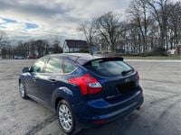 Second-hand Ford Focus Titanium 140 CP (102 kW) 2011 Albastru Berlinǎ