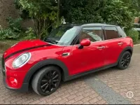 Gebraucht Mini Cooper 102 PS (75 kW) 2019 Rot Kleinwagen