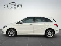 Gebraucht Mercedes B220 184 PS (135 kW) 2015 Calcitweiß Kleinwagen