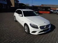 Gebraucht Mercedes C300e 194 PS (142 kW) 2019 Weiß Kombi