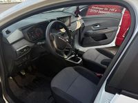 Gebraucht Dacia Jogger Extreme 91 PS (66 kW) 2024 Weiß Van / Kleinbus