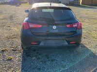 Gebraucht Alfa Romeo Giulietta 120 PS (88 kW) 2011 Schwarz Kleinwagen