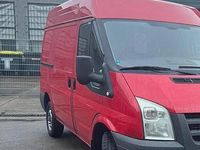 Używany Ford Transit 109 KM (80 kW) 2008 Czerwony Sedan/Limuzyna