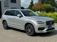 Gebraucht Volvo XC90 Momentum 235 PS (172 kW) 2020 Bright silver SUV