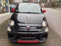 Usado Abarth 500C 145 HP (106 kW) 2018 Preto Cabrios