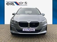 Neu BMW 218 Performance 136 PS (100 kW) 2025 Grau Van / Kleinbus