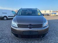 Gebraucht VW Touran Trendline 140 PS (102 kW) 2011 Braun Van / Kleinbus