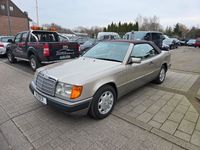 Gebraucht Mercedes E320 220 PS (161 kW) 1993 Rauchsilber  metallic (metallic) Cabrio