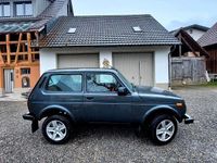 Gebraucht Lada niva 83 PS (61 kW) 2021 Grau SUV