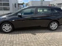 Gebraucht Opel Astra Business 136 PS (100 kW) 2018 Schwarz Kombi