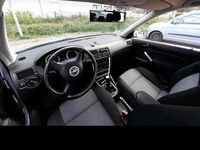 Gebraucht VW Bora 75 PS (55 kW) 2003 Silber Limousine