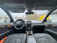 Usata Mercedes E200 2003 Utilitaria