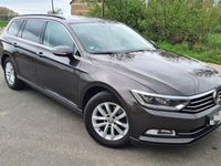 Gebraucht VW Passat 150 PS (110 kW) 2015 Braun Kombi