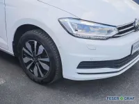 Gebraucht VW Touran Goal 150 PS (110 kW) 2025 Pure white Van / Kleinbus