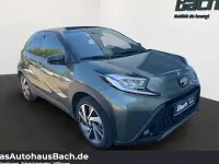 Gebraucht Toyota Aygo X X-plore 72 PS (52 kW) 2023 Grün SUV