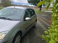 Usata Ford Focus 101 CV (74 kW) 2004 Argento Utilitaria