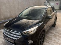 Gebraucht Ford Kuga Titanium 150 PS (110 kW) 2017 Schwarz SUV