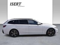 Gebraucht BMW 330 M Sport 286 PS (210 kW) 2023 Weiß Kombi