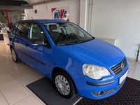 Usado VW Polo S 105 HP (77 kW) 2006 Azul Sedan