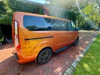 Gebraucht Ford Tourneo Titanium X 185 PS (136 kW) 2019 Orange Van / Kleinbus