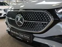 Gebraucht Mercedes E300 Advanced 313 PS (230 kW) 2025 Manufaktur lack manufaktur alp Kombi