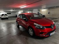 Gebraucht Renault Clio IV Life 73 PS (53 kW) 2017 Rot Kleinwagen