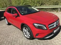 Gebraucht Mercedes GLA180 122 PS (89 kW) 2016 Jupiterrot  unilack SUV
