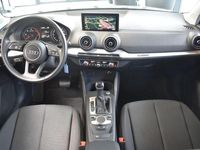 Gebraucht Audi Q2 Basis 116 PS (85 kW) 2023 Grau SUV
