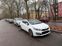 Gebraucht Kia Ceed 128 PS (94 kW) 2014 Weiß Kleinwagen