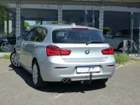 Gebraucht BMW 120 Advantage 184 PS (135 kW) 2018 Glaciersilber metallic Kleinwagen