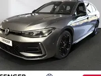 Gebraucht VW Passat R-line 150 PS (110 kW) 2025 Grau Kombi