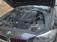 Gebraucht BMW 520 184 PS (135 kW) 2014 Grau Kombi
