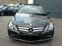 Gebraucht Mercedes E350 Avantgarde 231 PS (169 kW) 2010 Schwarz Coupé
