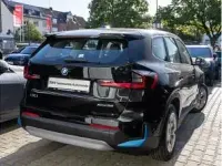 Gebraucht BMW iX1 230 kW (313 PS) 2023 Schwarz (schwarz uni) SUV