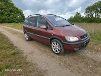 Gebraucht Opel Zafira 125 PS (91 kW) 2001 Rot Van / Kleinbus