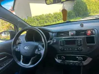 Gebraucht Kia Rio 108 PS (79 kW) 2011 Schwarz Kleinwagen
