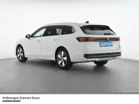 Gebraucht VW Passat Business 150 PS (110 kW) 2025 Weiss Kombi