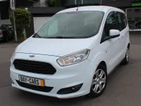 Gebraucht Ford Tourneo Courier 75 PS (55 kW) 2015 Frostweiß Van / Kleinbus