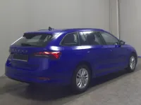 Gebraucht Skoda Octavia Ambition 150 PS (110 kW) 2022 Blau Kombi